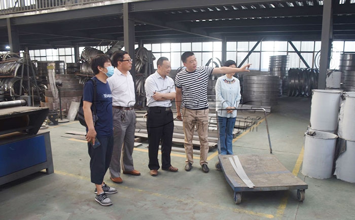 河南科技学院领导莅临河南永晟机械