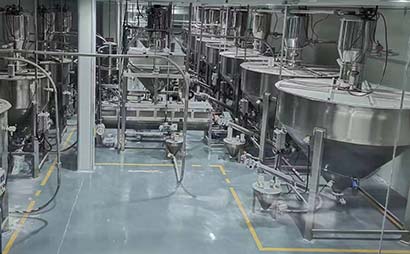 真空上料输送-计量输送投料设备-振动筛小型生产线---四川某食品厂