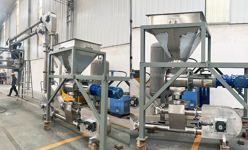 尿素氯化铵客户定制：8+5管链输送组合设计，解决输送结块难题